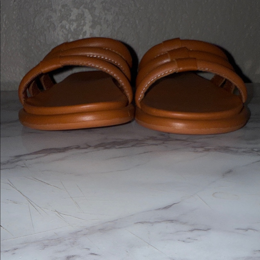 OluKai Tiare Slide Sandals - NWOT - Picture 3 of 6